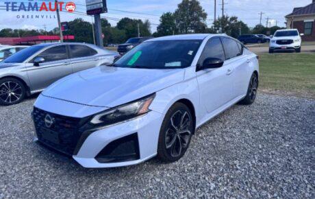 2024 Nissan Altima SR